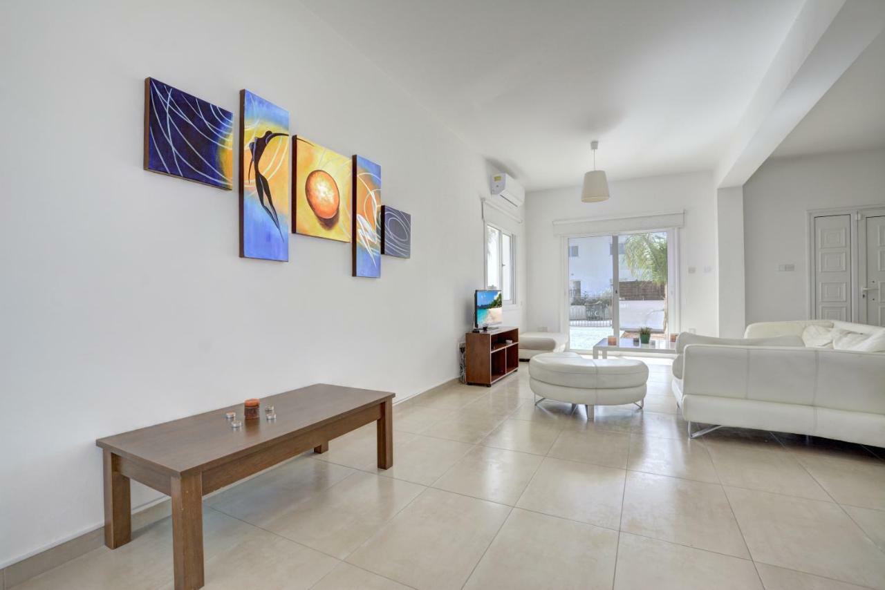 Nissi Villa Gintare Ayia Napa Exterior photo