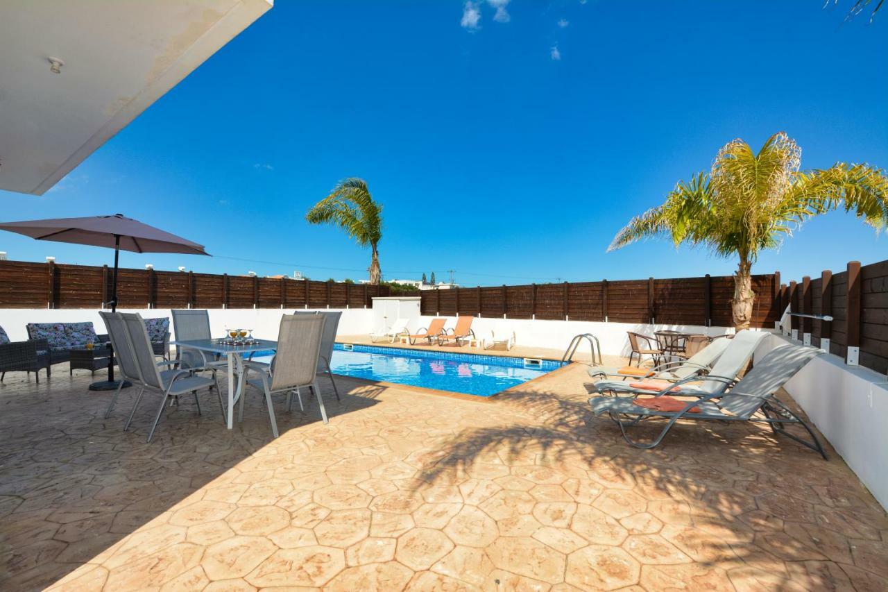 Nissi Villa Gintare Ayia Napa Exterior photo