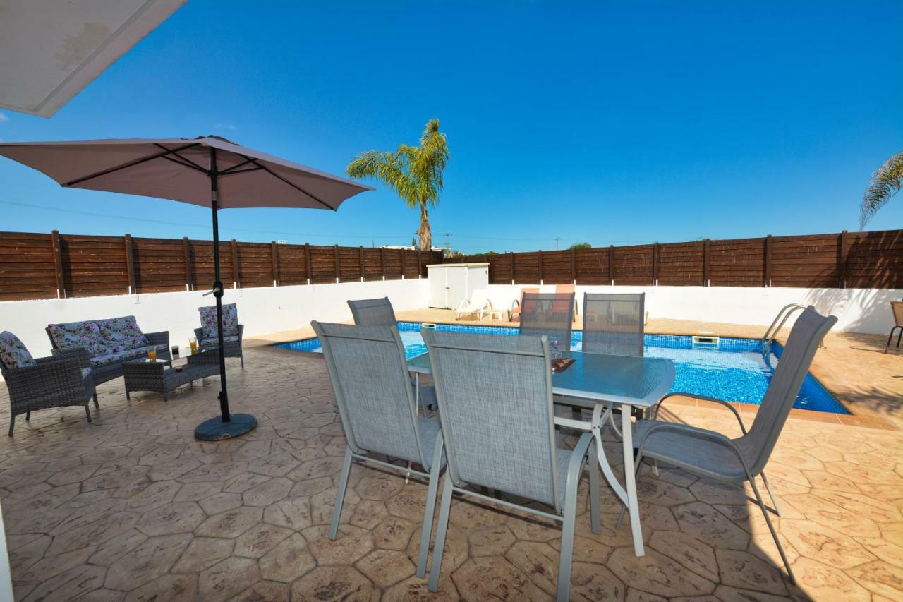 Nissi Villa Gintare Ayia Napa Exterior photo